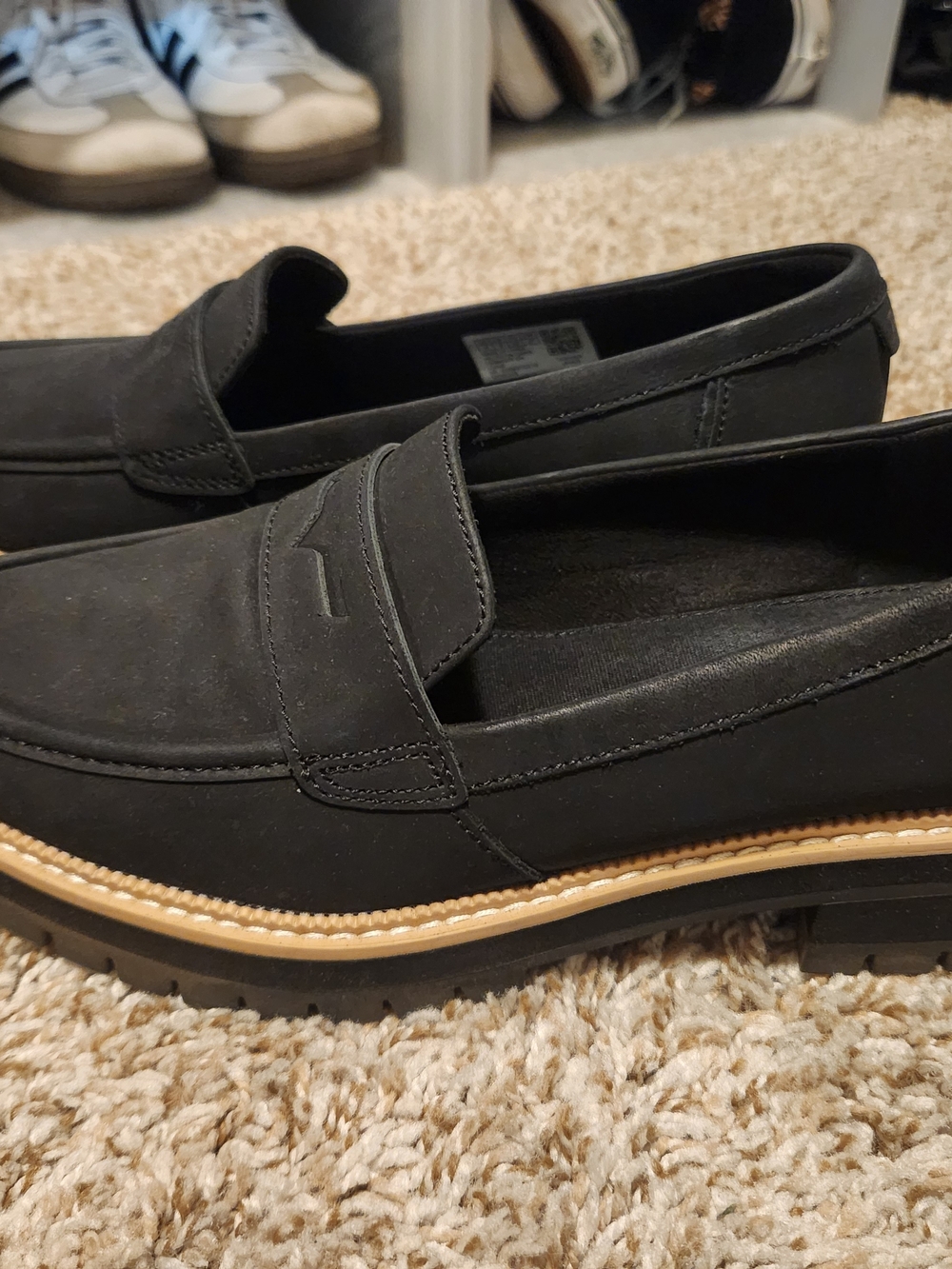 Toms Cara Loafer- Black